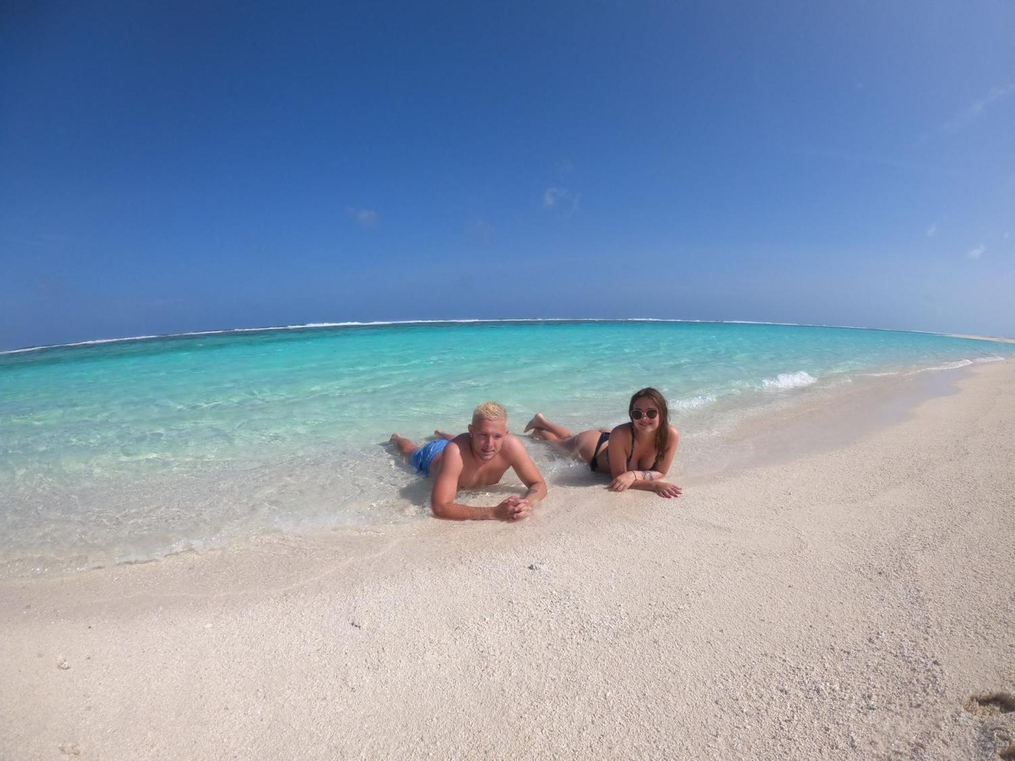 Ukulhas Villa Beach Hotel ภายนอก รูปภาพ