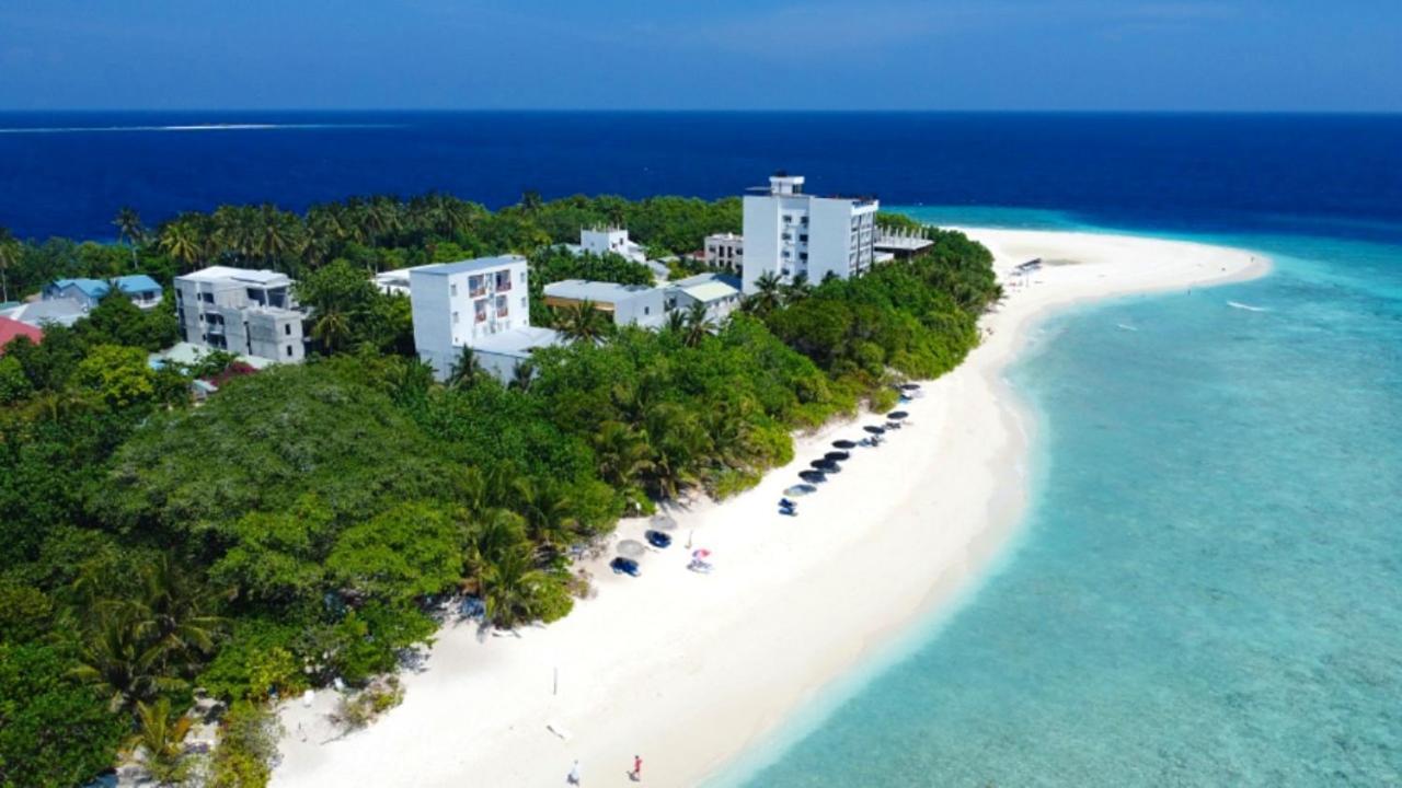 Ukulhas Villa Beach Hotel ภายนอก รูปภาพ